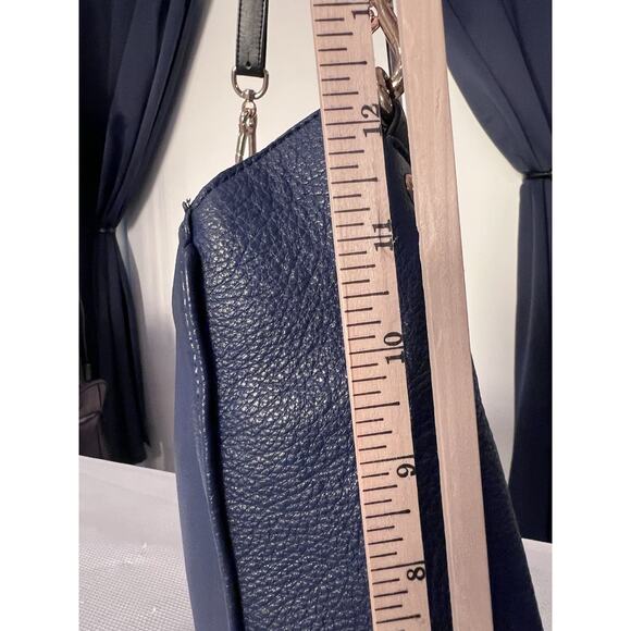 See By Chloé Hobo Handbags & Bags Leather Exterior for Women  SEE BY CHLOE Hobo Purse Navy Blue Leather Shoulder bag Quiet Luxury EUC Portugal
